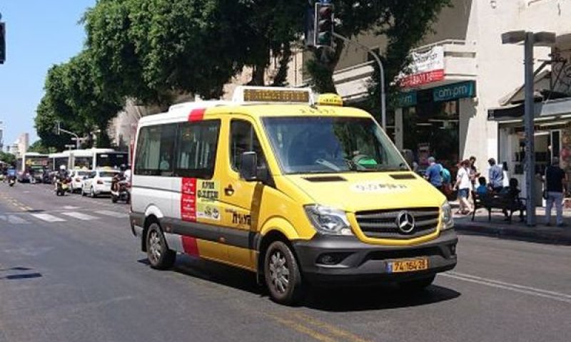 האוצר בלי תשובות על הפחתת אגרת רישוי למוניות שירות [צילום: אברהם שטרן]