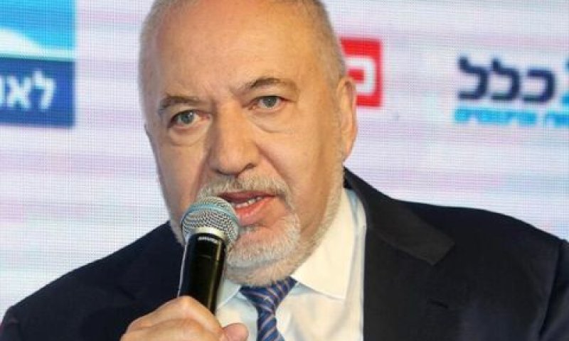 ליברמן. "לא ברור מה האסטרטגיה" [צילום: יריב כץ, סיני דוד]