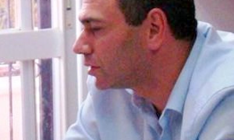 בליליוס. חושש מפיטורי עובדים