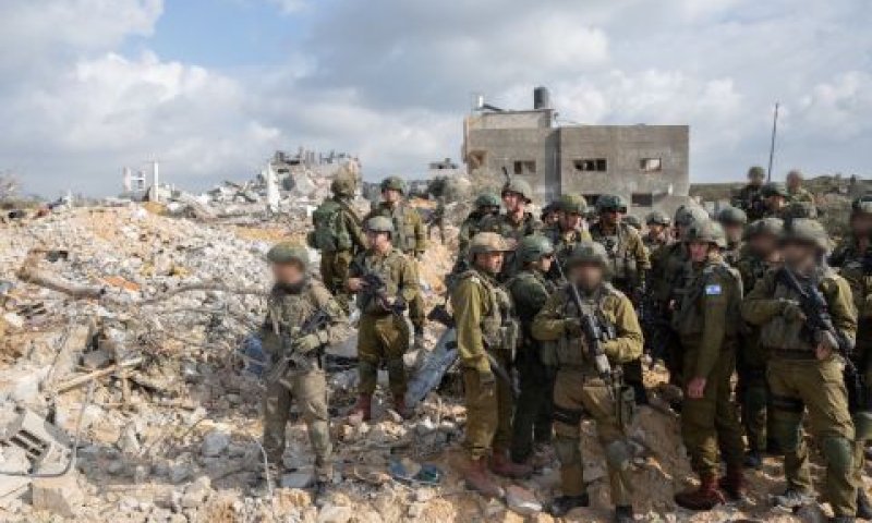 הרמטכ"ל בזירת האסון [צילום: דובר צה''ל]