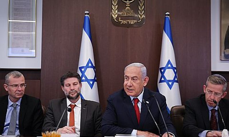 נתניהו בישבת הממשלה. "סיכלנו את צמרת הג'יהאד בעזה" [צילום: יונתן זינדל/פלאש 90]