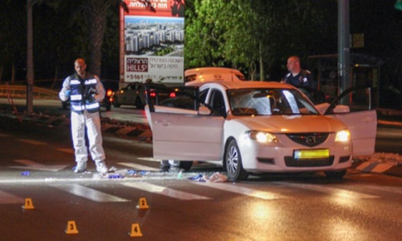 זירת החיסול במוצ"ש בתל אביב [צילום: מוטי קרליץ, פלאש 90]
