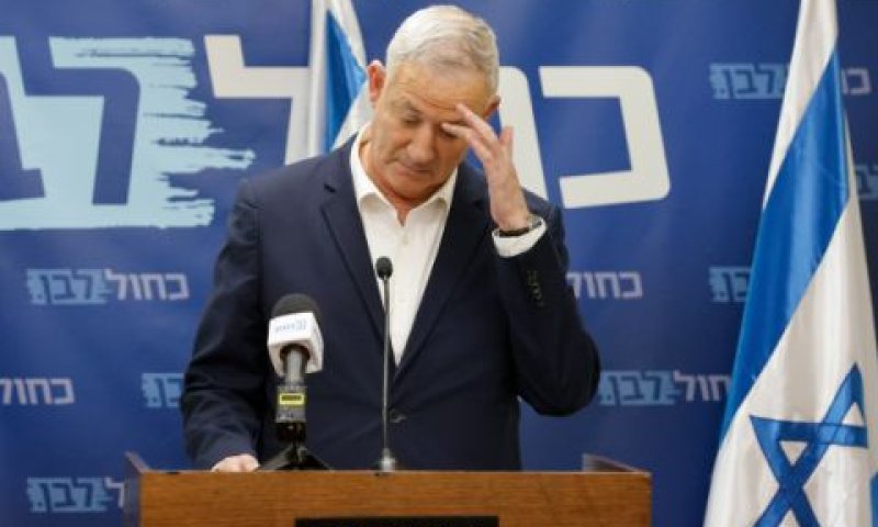 השר בני גנץ [צילום: אוליביה פיטוסי/פלאש 90]