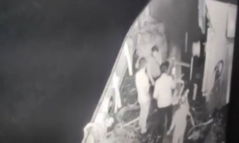 אנשי הצוות על הספינה