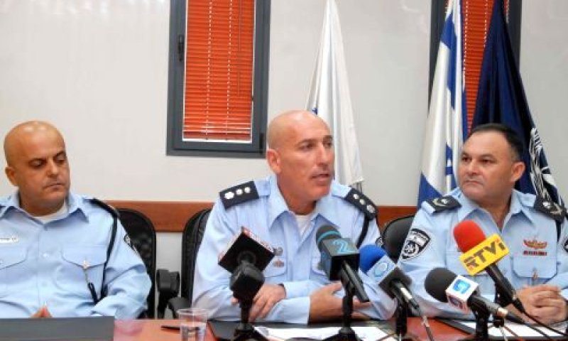 מסיבת העיתונאים בה הוצג פיענוח רצח משפחת אושרנקו [צילום: פלאש 90]