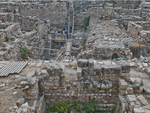 אתר החפירות בחניון גבעתי [צילום: שי הלוי, באדיבות רשות העתיקות]