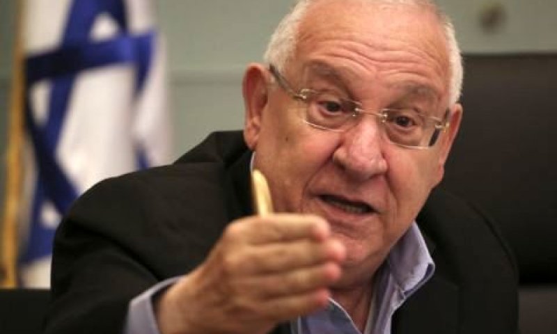 ריבלין. שגרת עבודה רגישה [צילום: פלאש 90]