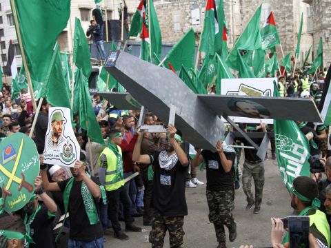 היום. עצרת החמאס בעיר שכם [צילום: נאסר אישתאיה/פלאש 90]