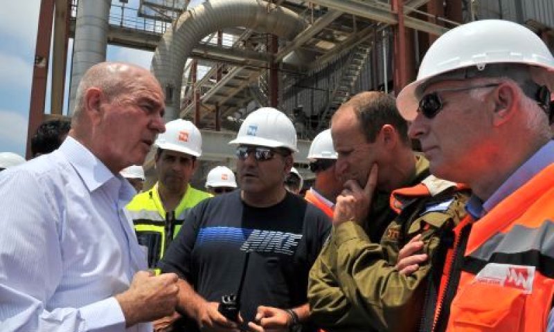 השר מתן וילנאי. מבסס נתיבי תקשורת משופרים [צילום: אריאל חרמוני]