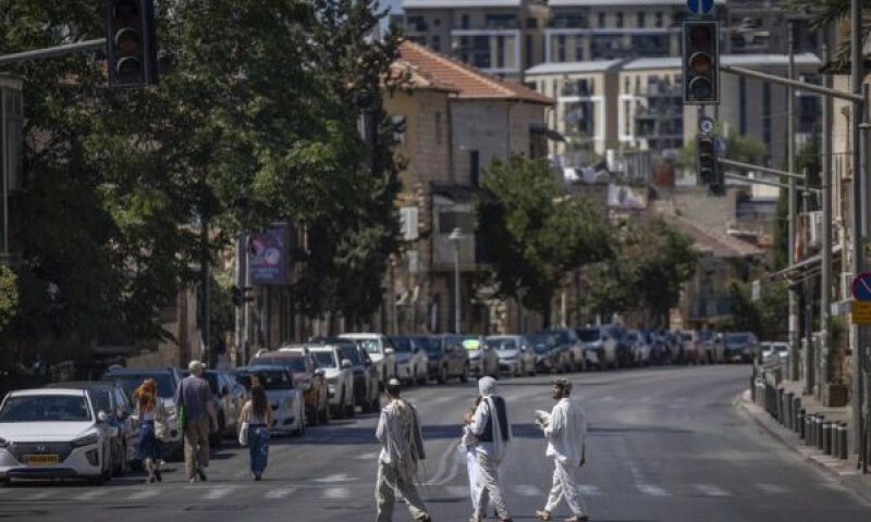 יום הכיפורים בירושלים [צילום: יונתן זינדל/פלאש 90]