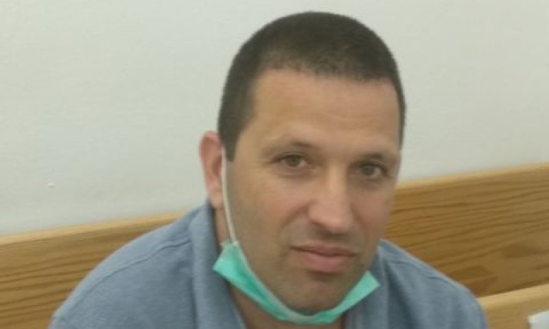 שרצר. "דוחה את התזה הזאת"