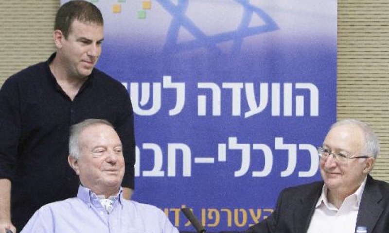 טרכטנברג עם דב לאוטמן [צילום: פלאש 90]
