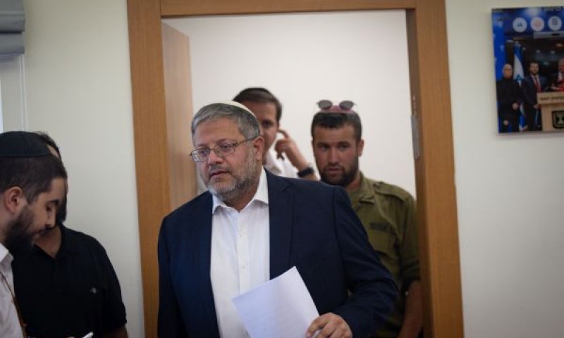 בן-גביר. "אין לכם מומחיות מינימלית"[צילום: יונתן זינדל/פלאש 90]