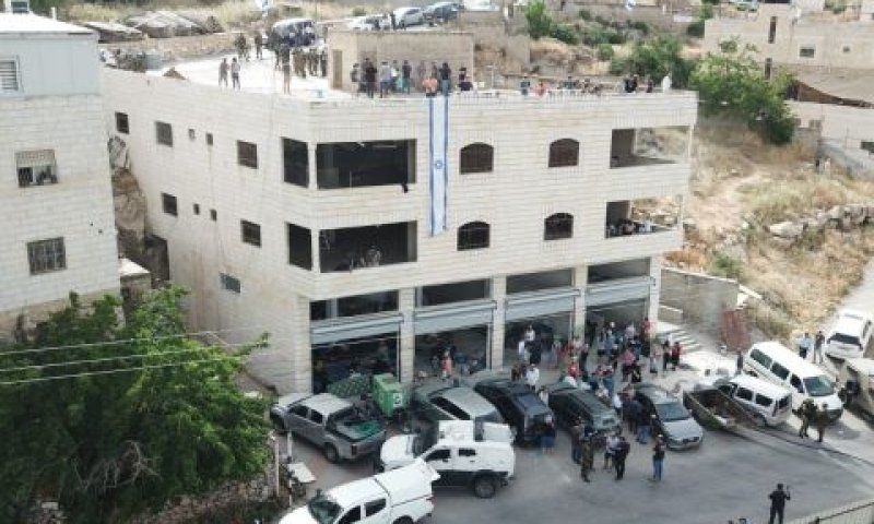 בית התקומה בחברון [צילום: הרחיבי מקום אוהלך]