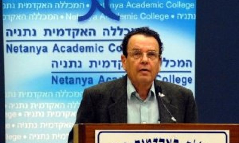 פרופ' פרידמן: "להקל את העומס"