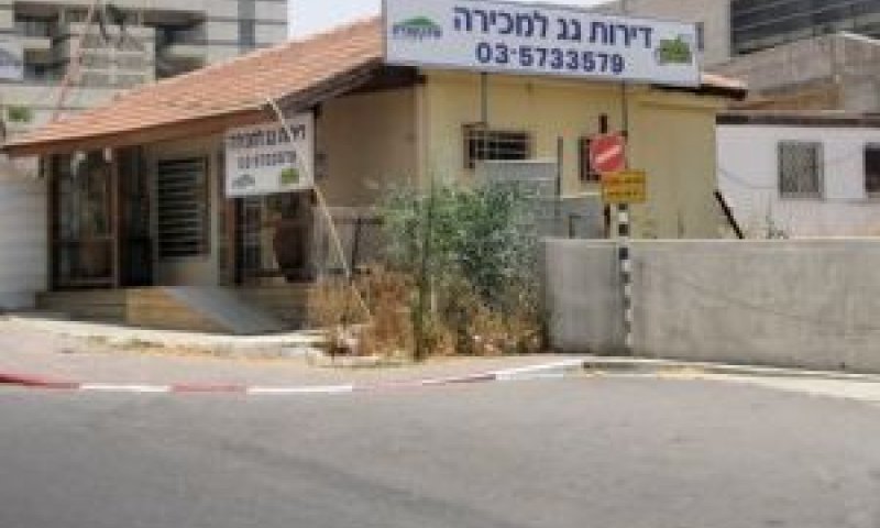 משרד מכירות [צילום: יוסי מטלון]