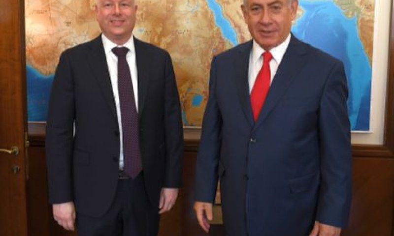 נתניהו וגרינבלט [צילום: מתי שטרן, שגרירות ארה"ב בת"א/פלאש 90]