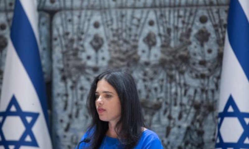 שקד. בג"ץ - מחוץ לתחום [צילום: בוב גוסט/פלאש 90]