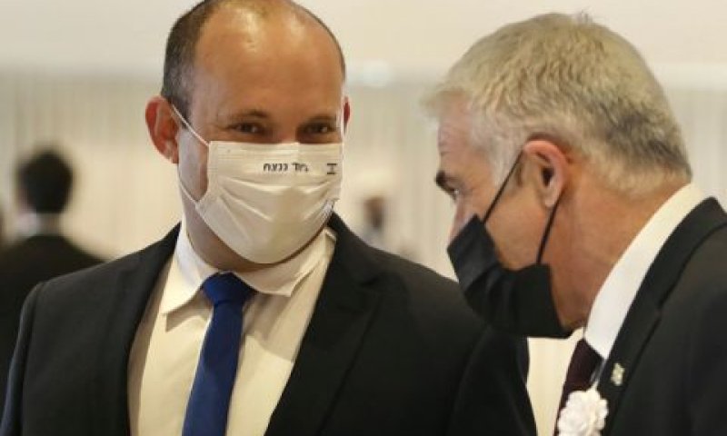 יאיר לפיד, נפתלי בנט [צילום: מארק ישראל סלם/פול]