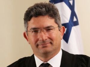 איטח. הארצי בחן את הראיות [צילום: בוצ'צ'ו]