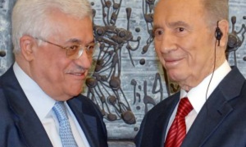 פרס ואבו מאזן [צילום: לע"מ]