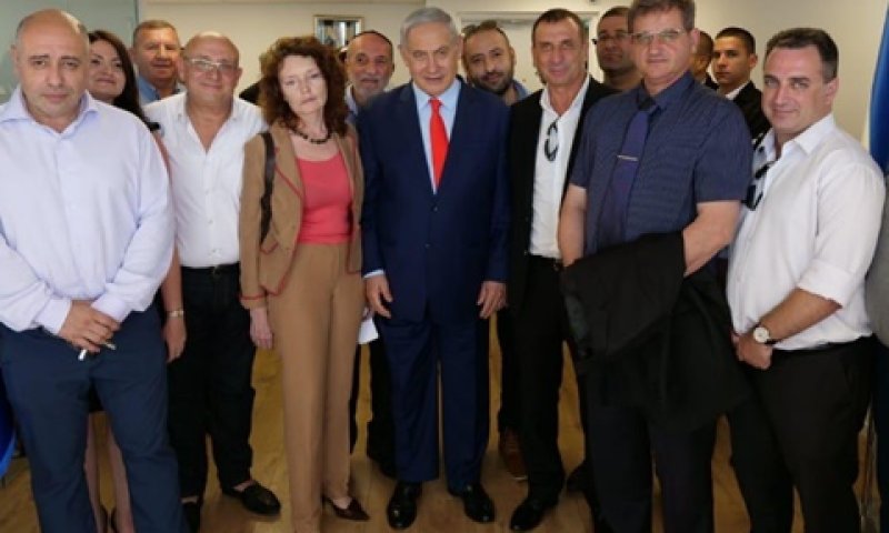 נתניהו והפעילים שפגש