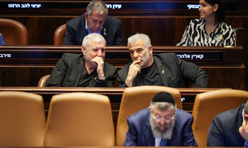מאיר כהן פורש - ובכירי יש עתיד נדחקים [צילום: נועם מושקוביץ/דוברות הכנסת]