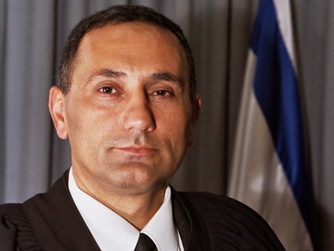 אברהם. נשיא בפועל ממרס 2015