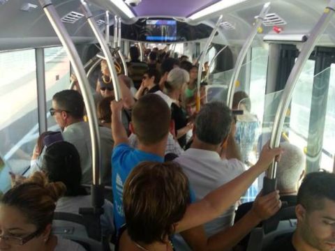 צפיפות ועיכובים [צילום: אייל לוי/קריות באינטרנט]