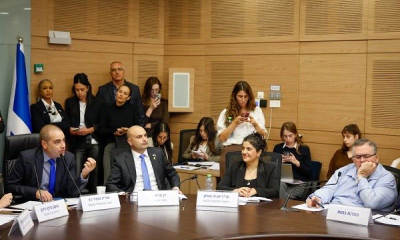דוד ביטן, שגית אפיק, דן מרזוק, אופיר כץ [צילום: נועם מושקוביץ/דוברות הכנסת]