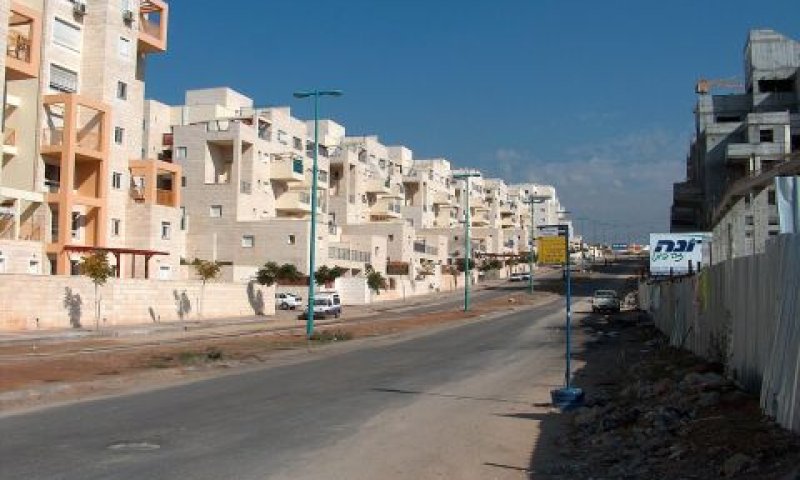 מחיר למשתכן באלעד [צילום: מיכאל יעקובסון]