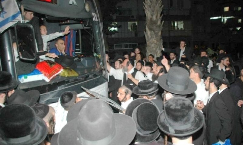 קו 402. הקלה בעומס [צילום: עוזי ברק]