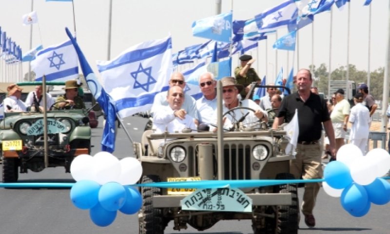 חנוכת קטע 20 של כביש חוצה ישראל קריית גת-מאחז [צילום: אסף שילה/ישראל סאן]