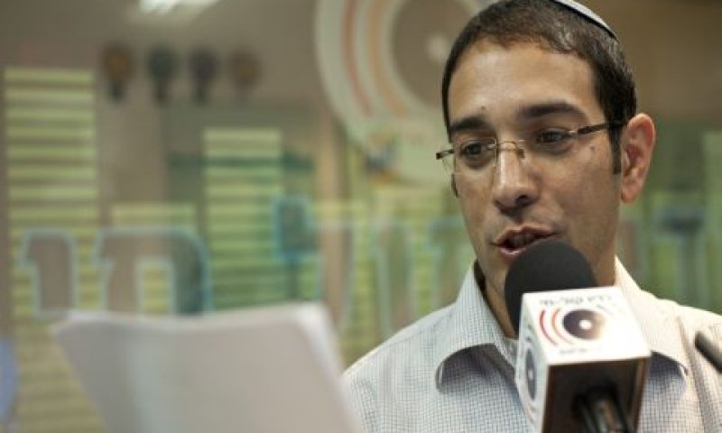 נדב ארבל. ממשיך ברדיו קול חי [צילום: יח"צ]
