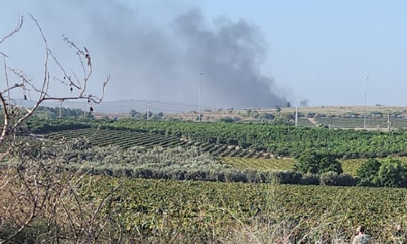אזור פגיעת הטיל, הבוקר [צילום: דוברות כבאות והצלה מחוז מרכז]