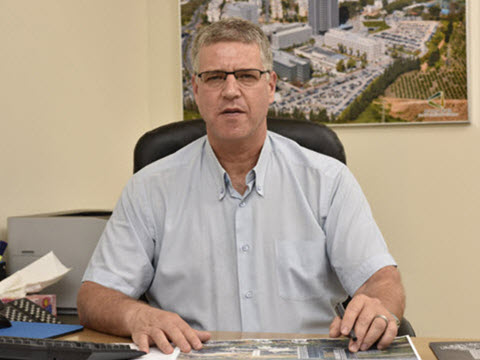 [צילום: ישראל מלובני]