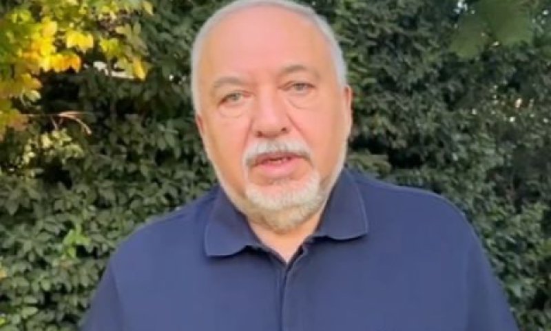 ליברמן נגד הממשלה. "דילים פוליטיים" [צילום מסך רשת X]