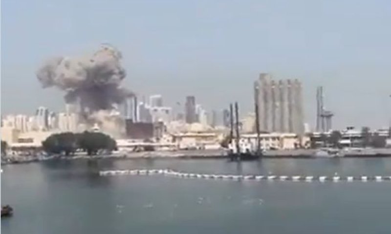 פגיעה בבסיס אל-ג'ופיר בבחריין [צילום: רשתות חברתיות]