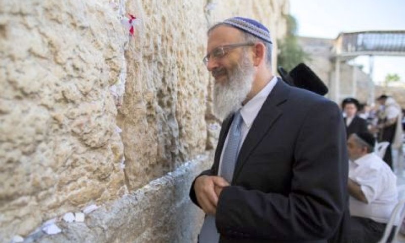 הרב סתיו. לא מיואשים [צילום: פלאש 90]