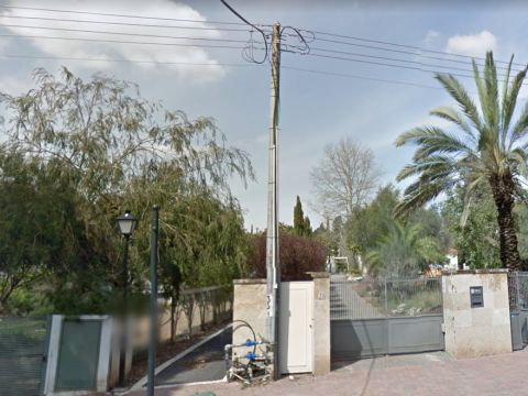 הר דפנה 28 סביון, ענת מניפז [צילום: סטריט וויו]