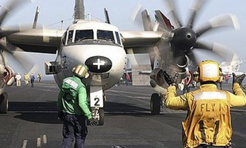 מטוס E-2C Hawkeye, מן הסוג שהתרסק היום [צילום: AP]