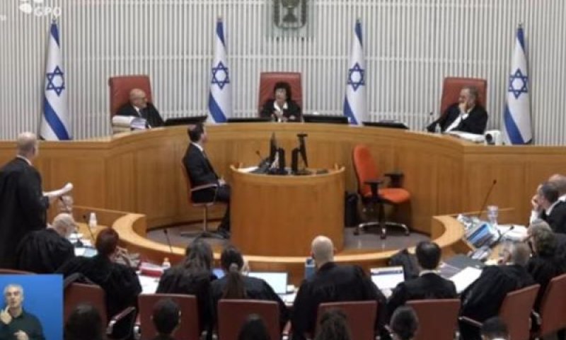 כשר, ברק-ארז ושטיין בדיון היום [צילום: לע"מ, הרשות השופטת]