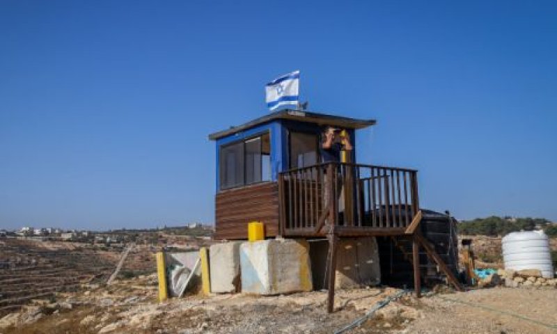 גבעת העיטם [צילום: גרשון אלינסון/פלאש 90]