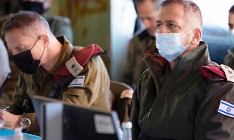 הרמטכ"ל כוכבי בעוצבת הבשן [צילום: דובר צה"ל]