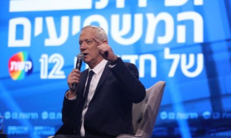 גנץ. נתניהו קורבן של התקשורת [צילום: אבשלום ששוני וגדעון מרקוביץ' עבור חדשות 12]