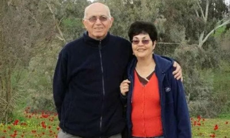 נורית ועמירם קופר [צילום: באדיבות קיבוץ ניר עוז]