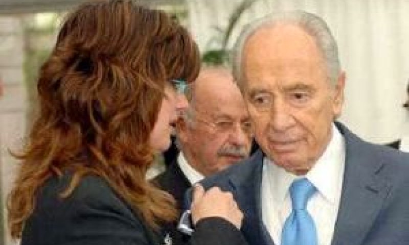 הנשיא רס והמנכ"ל אפרת דובדבני [צילום: עמוס בן-גרשום/לע"מ]
