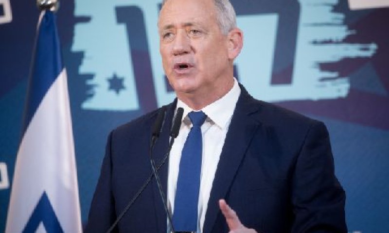 גנץ. ירוץ לבד בבחירות [צילום: מרים אלסטר/פלאש 90]