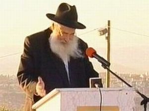 [רב העיר העתיקה אביגדור נבנצל. צילום: ערוץ ישראל 10]
