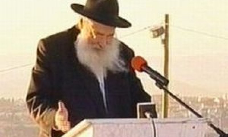 הרב נבנצל. חובה מוסרית וחברתית להתריע [צילום: ערוץ ישראל 10]